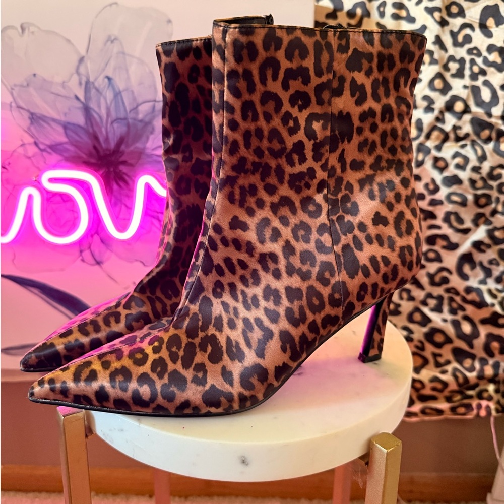 Leopard Print Ankle Boots Steve Madden 7.5
